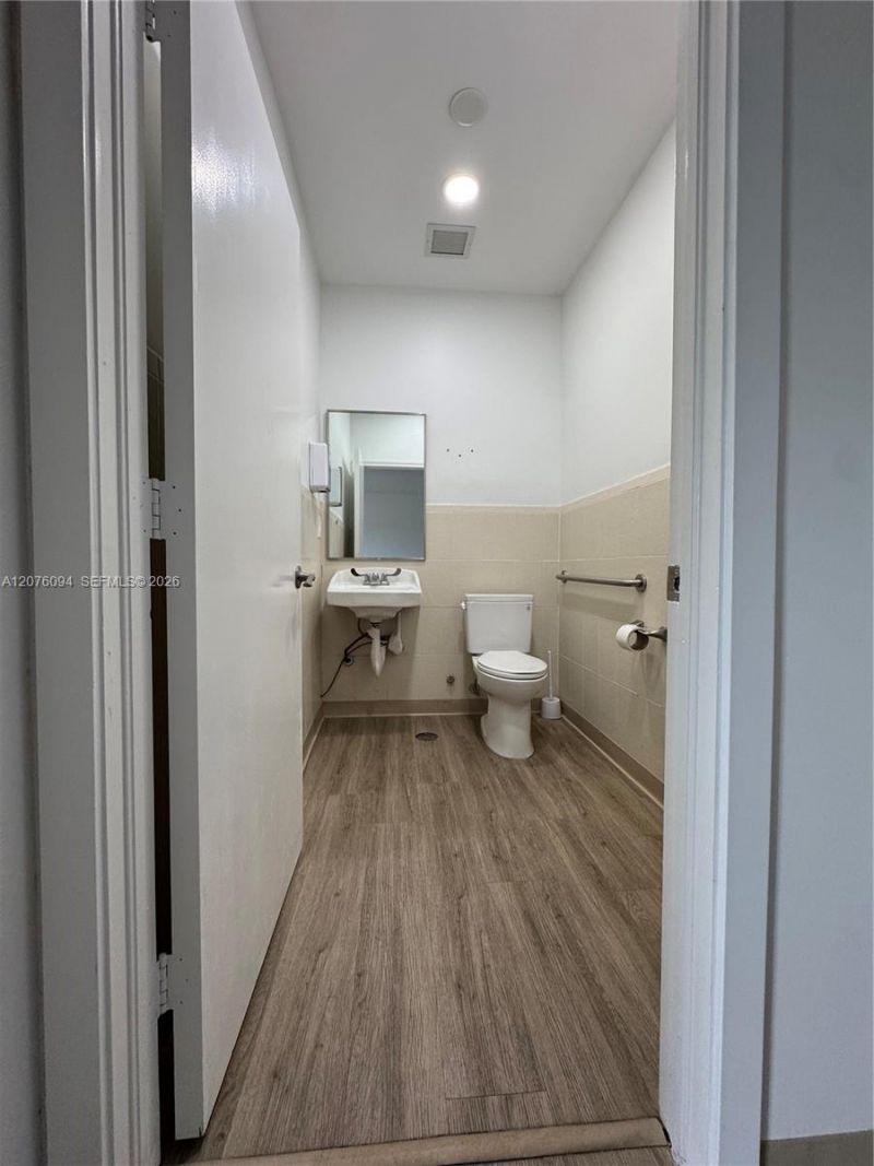 7490 SW 23rd St , Unit 203, Miami, FL 33155 Photo