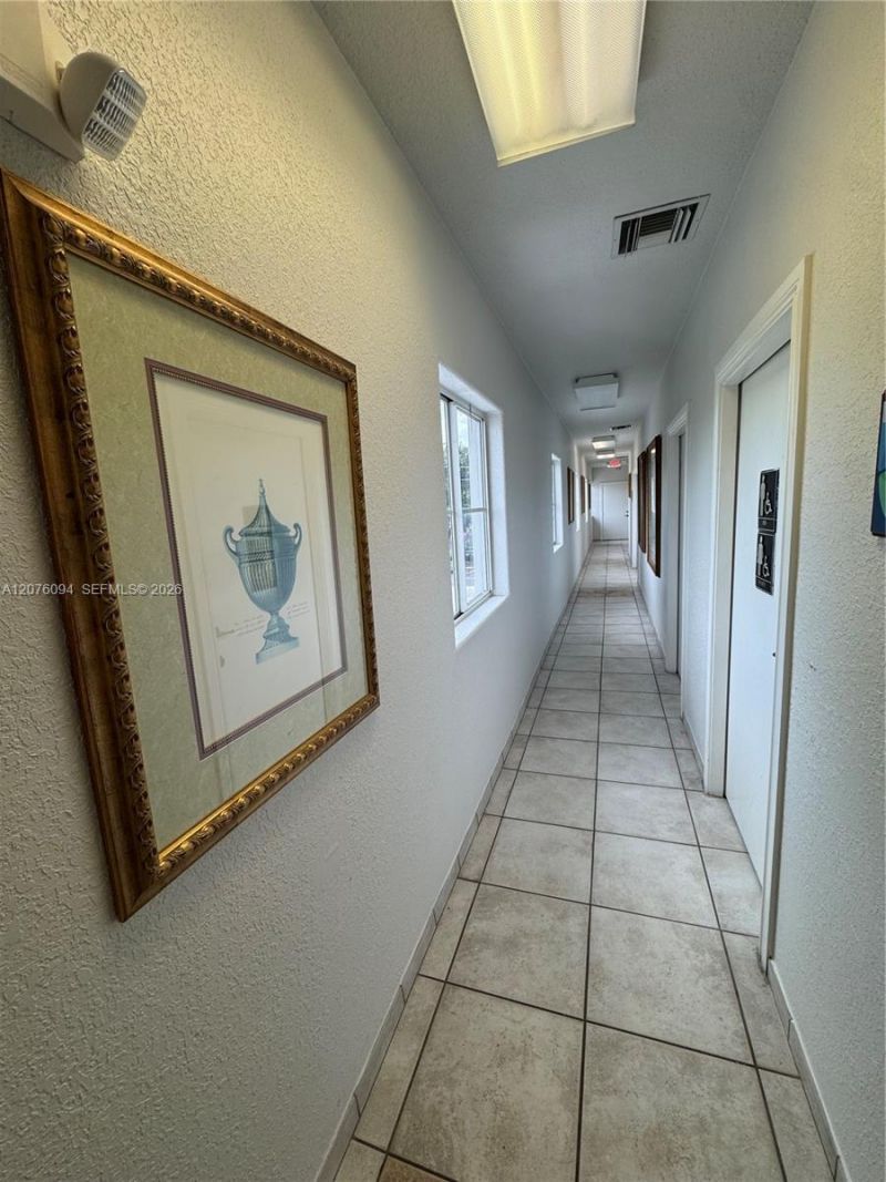 7490 SW 23rd St , Unit 203, Miami, FL 33155 Photo