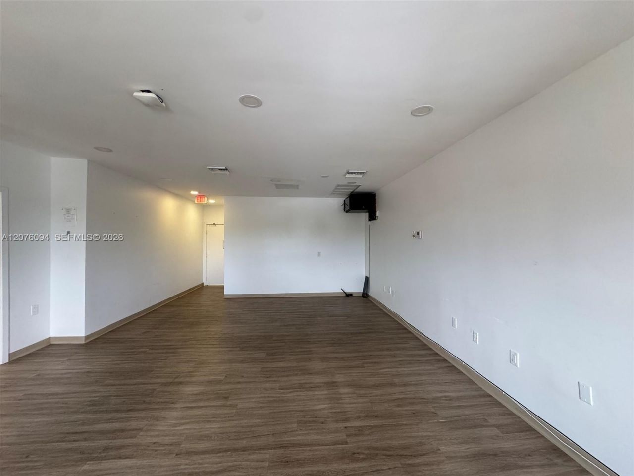 7490 SW 23rd St , Unit 203, Miami, FL 33155 Photo