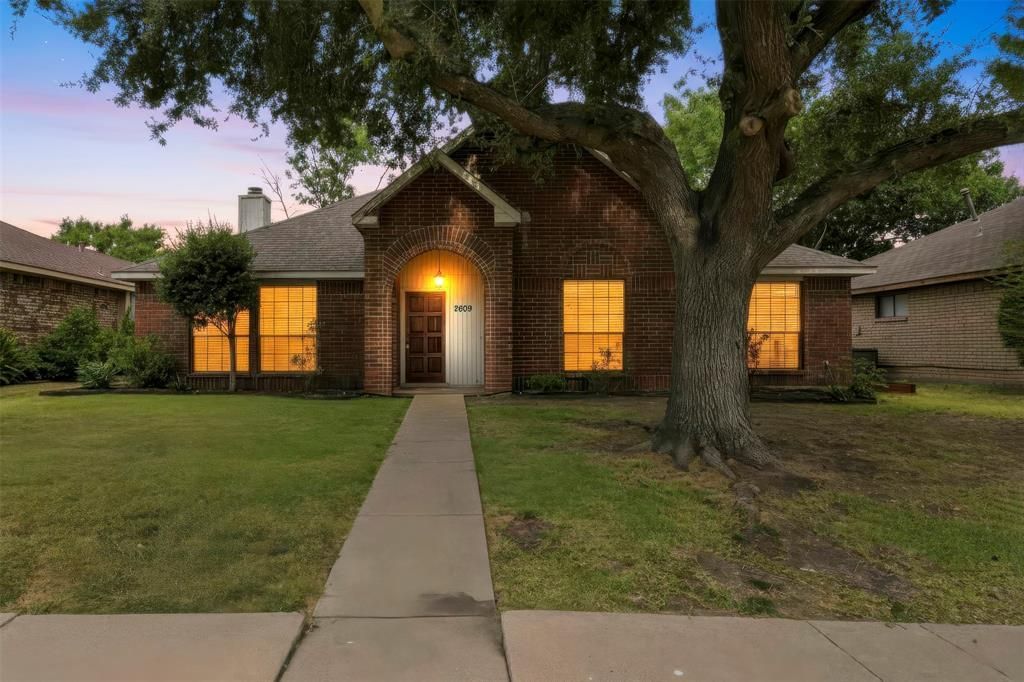 2609 Trumpet Drive, Rowlett, TX 75089 Main Photo