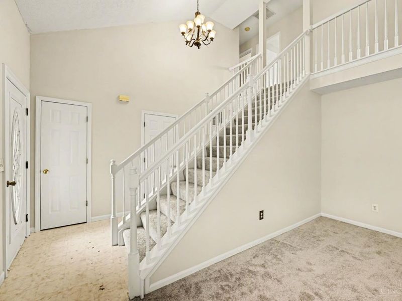 1000 Lofton Drive, Englewood, OH 45315 Photo 5