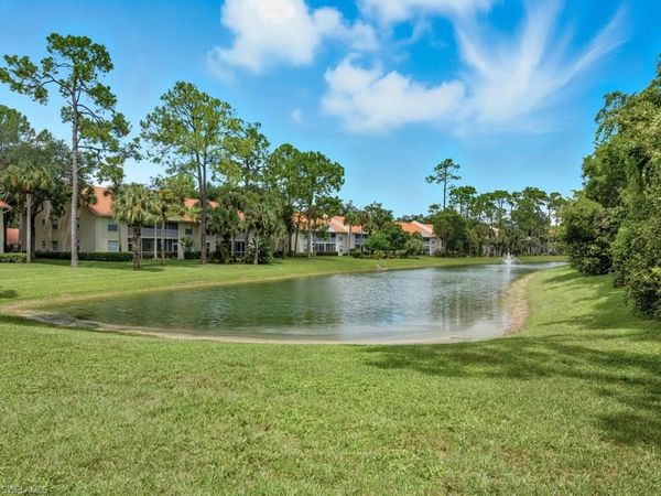 145 Robin Hood CIR, Unit 104, NAPLES, FL 34104