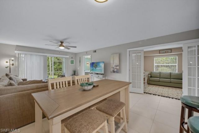 145 Robin Hood Cir, Unit 104, Naples, FL 34104 Photo