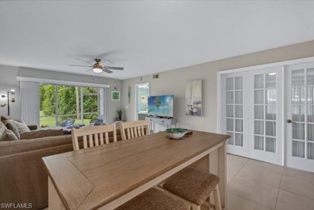 145 Robin Hood Cir, Unit 104, Naples, FL 34104 Photo