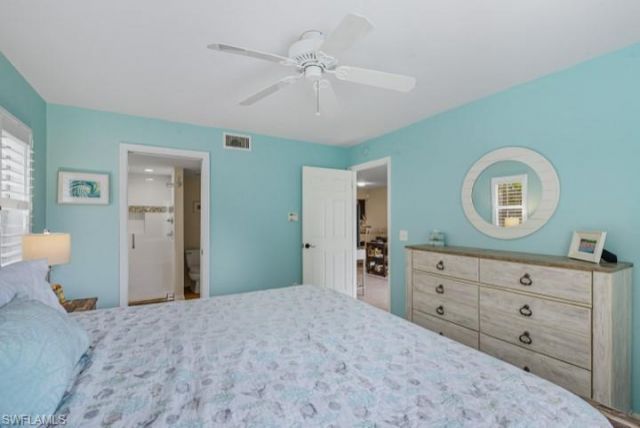 145 Robin Hood Cir, Unit 104, Naples, FL 34104 Photo