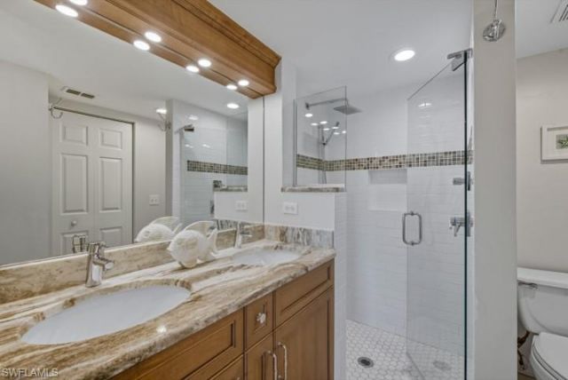 145 Robin Hood Cir, Unit 104, Naples, FL 34104 Photo