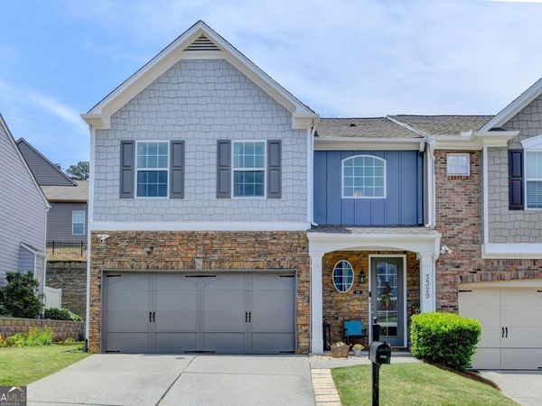 3329 Castleberry Village Circle, Cumming, GA 30040