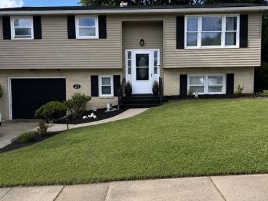 21 Fenwick Drive, Manchester, PA 17345 Main Photo