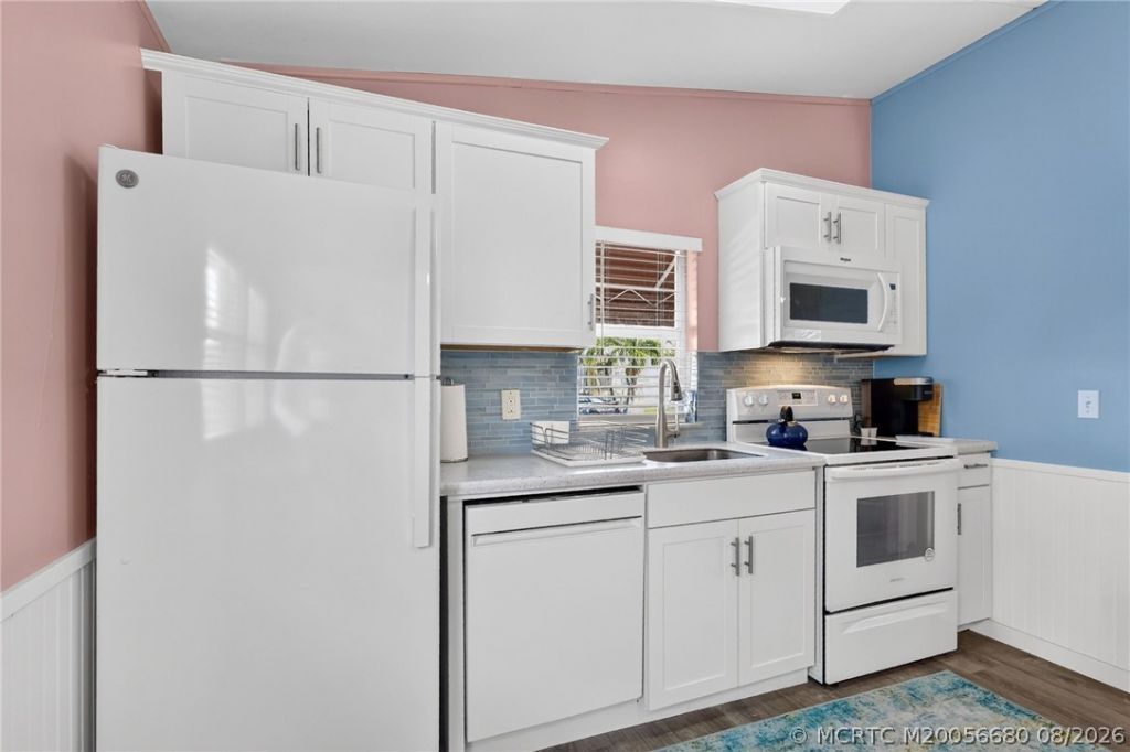 122 Nettles Boulevard , Jensen Beach, FL 34957 Photo