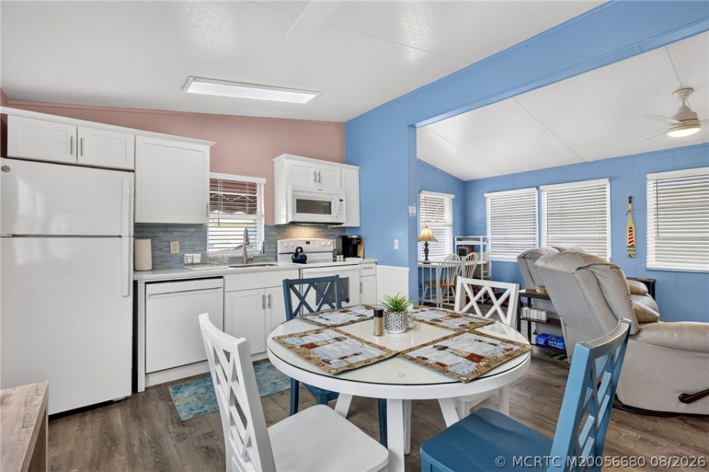 122 Nettles Boulevard , Jensen Beach, FL 34957 Photo