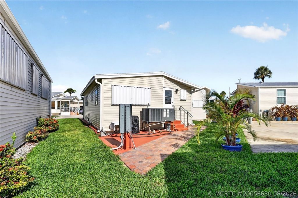 122 Nettles Boulevard , Jensen Beach, FL 34957 Photo