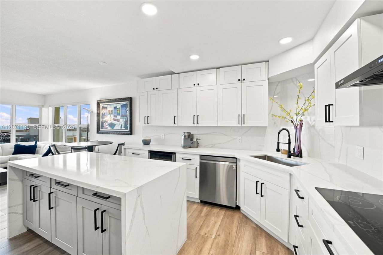 3700 Galt Ocean Dr, Unit 1710, Fort Lauderdale, FL 33308 Photo