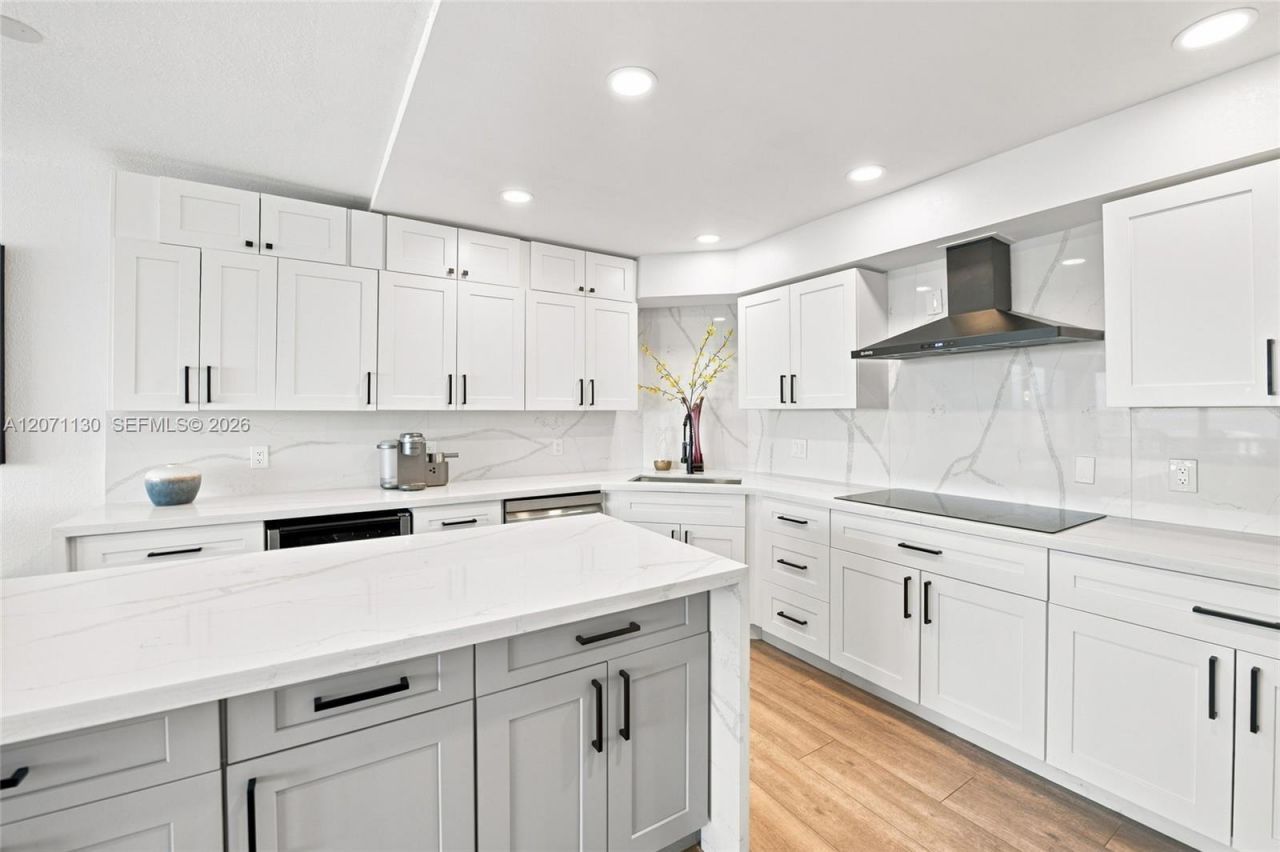 3700 Galt Ocean Dr, Unit 1710, Fort Lauderdale, FL 33308 Photo