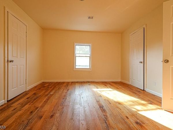 112 Chadwick Ave, Unit 3, Newark, NJ 07108