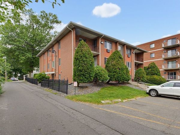 139 Pleasant St, Unit C-12, Marlborough, MA 01752