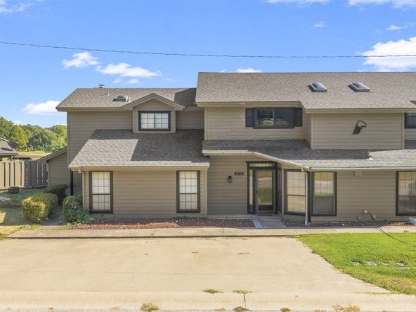 17 Valley View Drive , Unit C, Burneyville, OK 73430