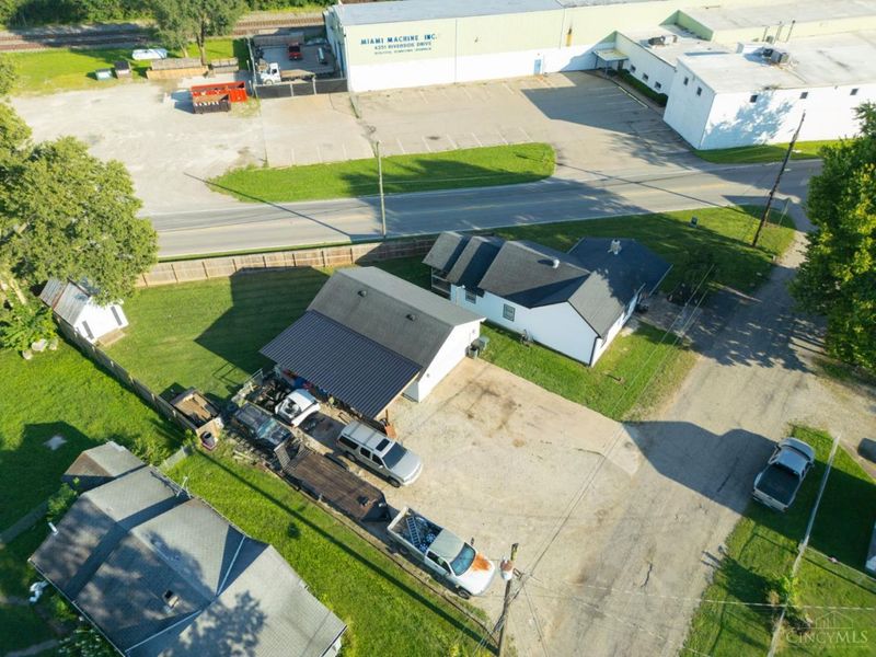 2454 Maple Street, Saint Clair Township, OH 45055 Photo 7
