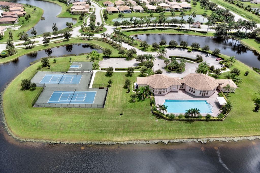 3344 Westford Circle Sw, Vero Beach, FL 32968 Photo