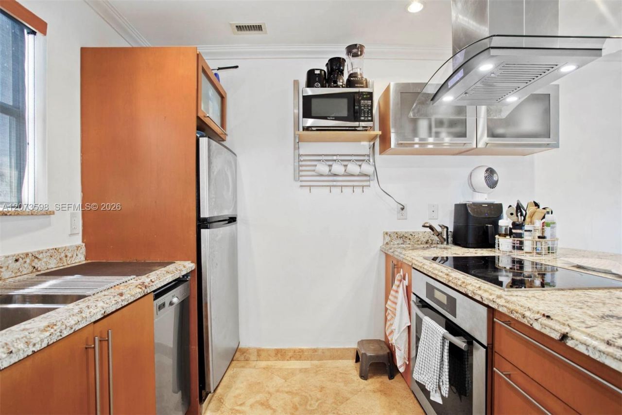 798 Crandon Blvd, Unit 37-C, Key Biscayne, FL 33149 Photo