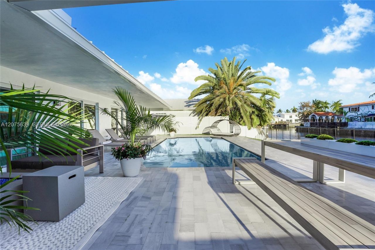2820 NE 60th St, Unit #, Fort Lauderdale, FL 33308 Photo