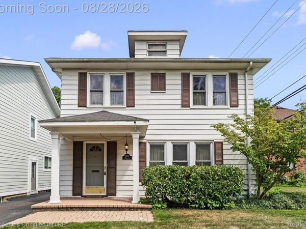 1051 Henrietta Street, Birmingham, Mi 48009