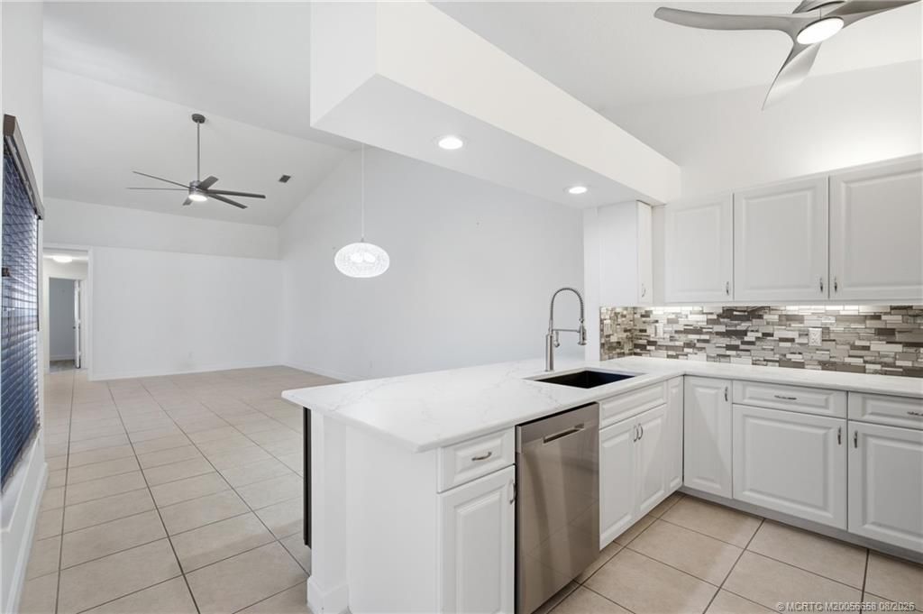 209 River Walk, Hutchinson Island, FL 34949 Photo