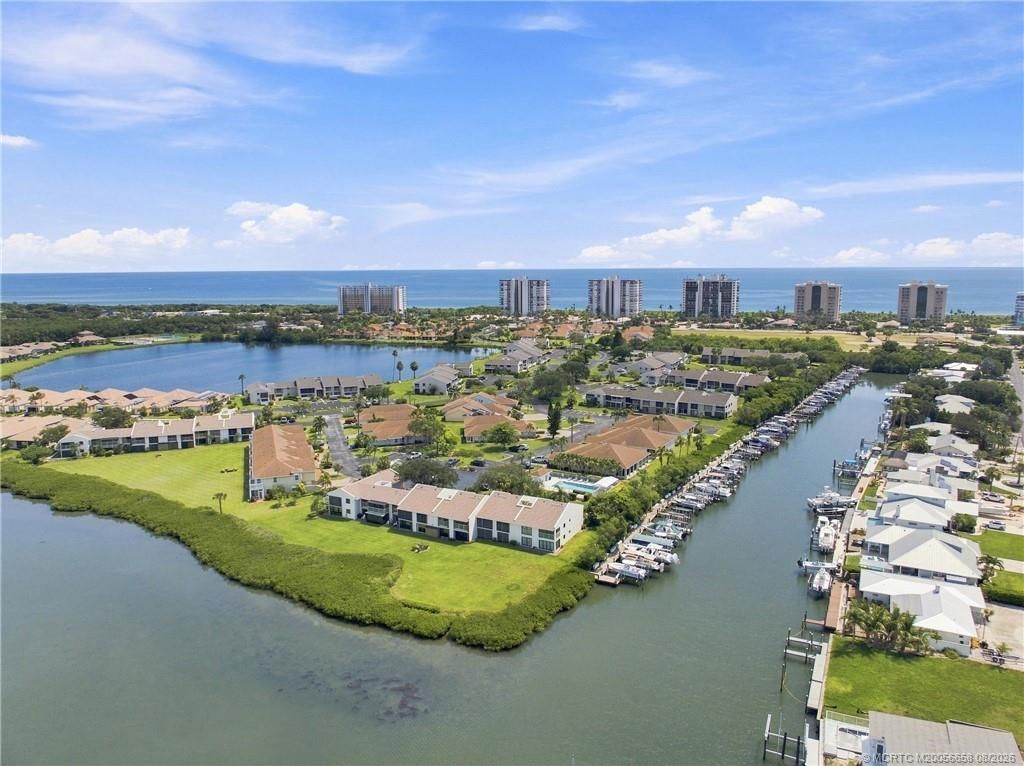 209 River Walk, Hutchinson Island, FL 34949 Photo