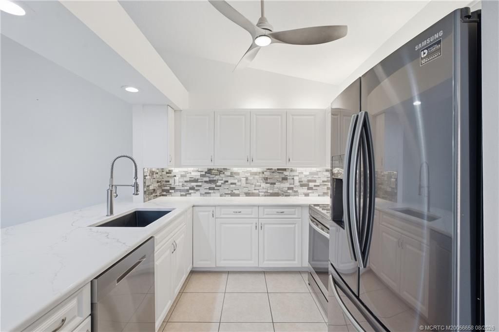 209 River Walk, Hutchinson Island, FL 34949 Photo