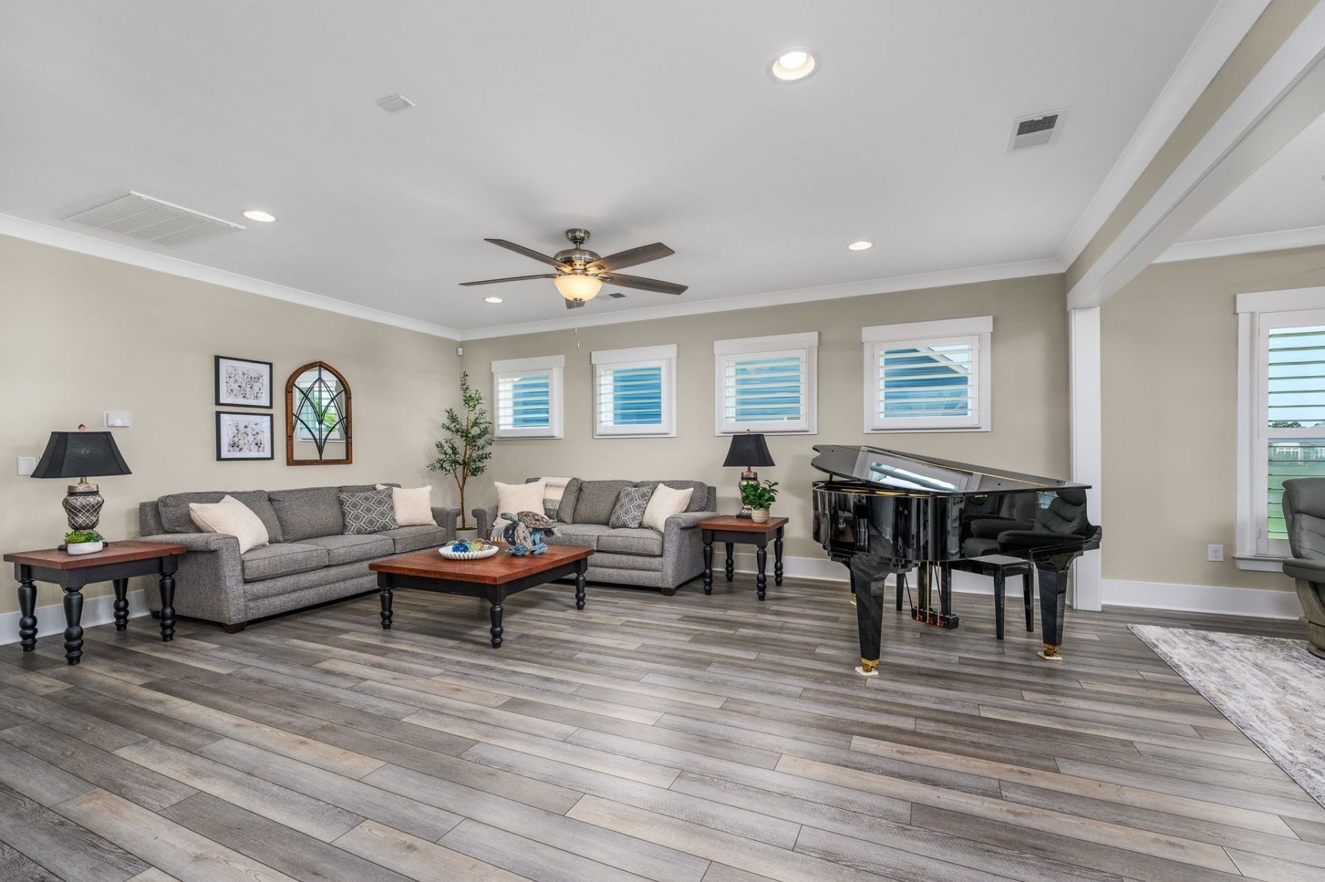 1299 Tarisa Ave.  Photo 6