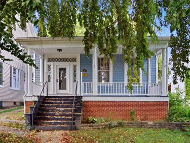 215 W Main Street, Mt Sterling, KY 40353