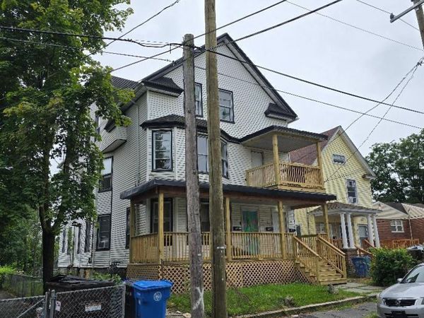 9 Woodlawn , Unit 2FL, Waterbury, CT 06710