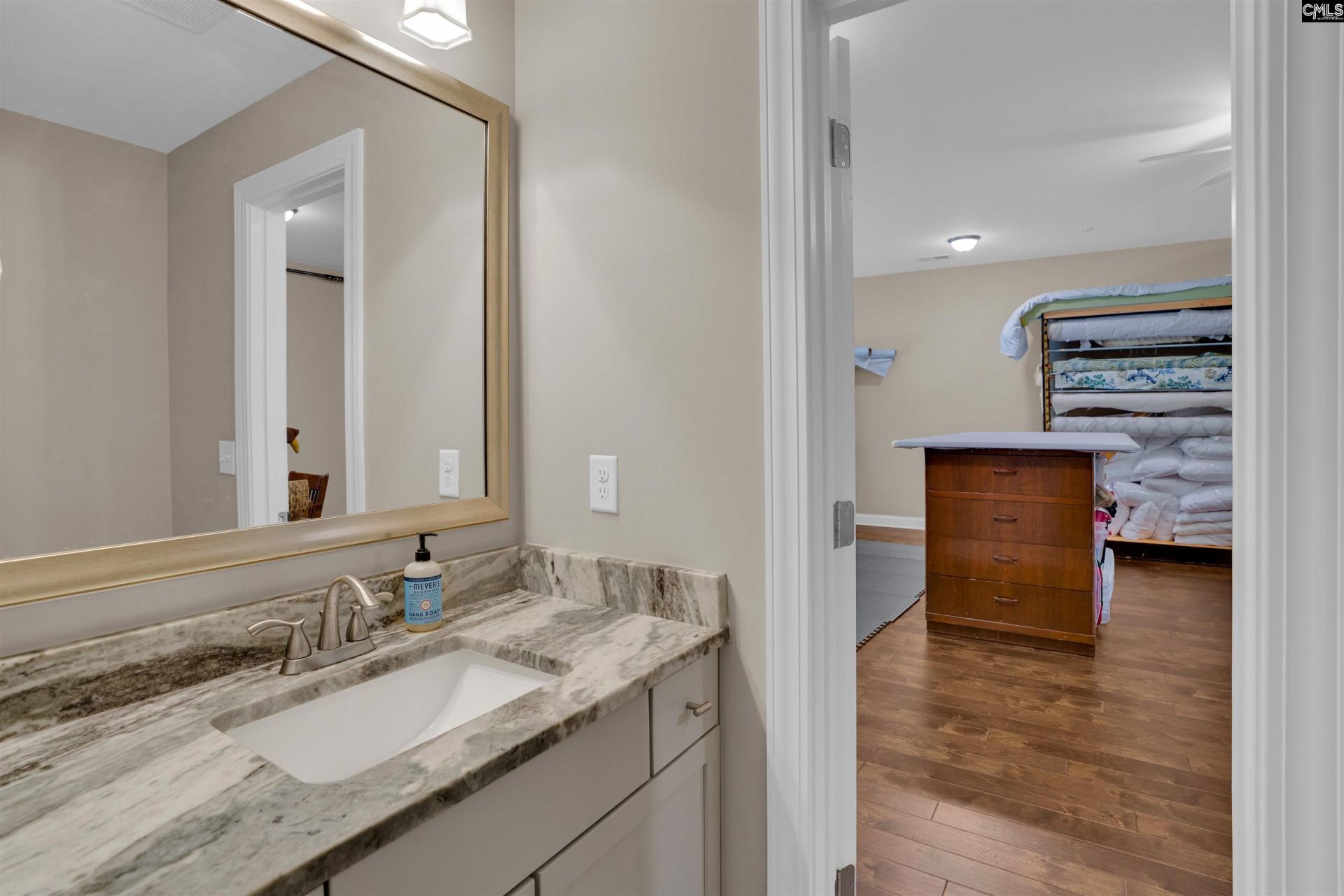 112 Gold Road  Photo 43