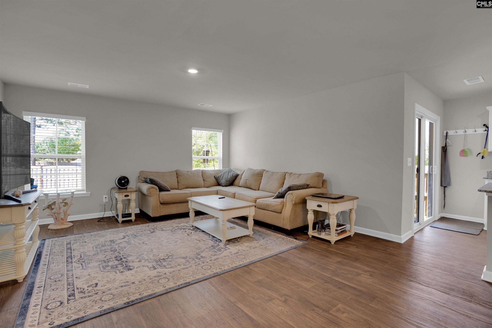 857 Vanguard Street  Photo 8