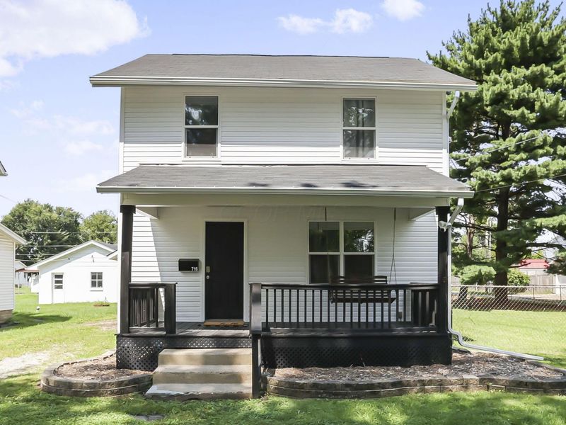 716 Maple Grove Avenue, Newark, OH 43055 Photo 1