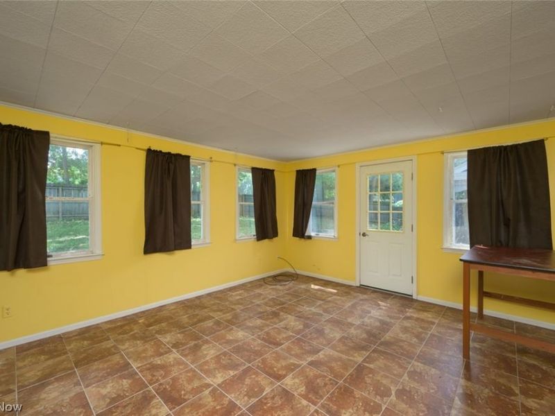 475 Brookpark Drive, Canfield, OH 44406 Photo 8