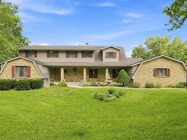 7540 Westerlin Drive, Woodburn, IN 46797
