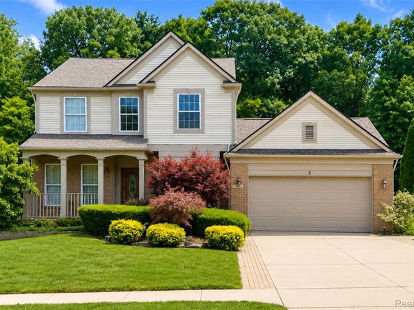 969 Hidden Creek Drive , South Lyon, Mi 48178