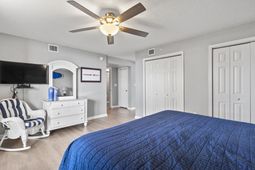 8560 Queensway Blvd. photo 4