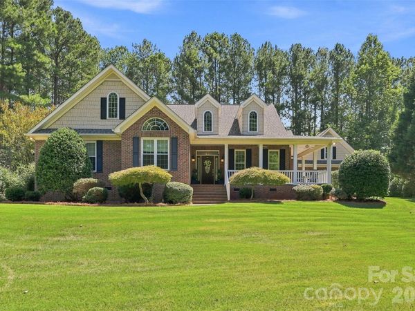 2290 Northview Harbour Drive, Sherrills Ford, NC 28673