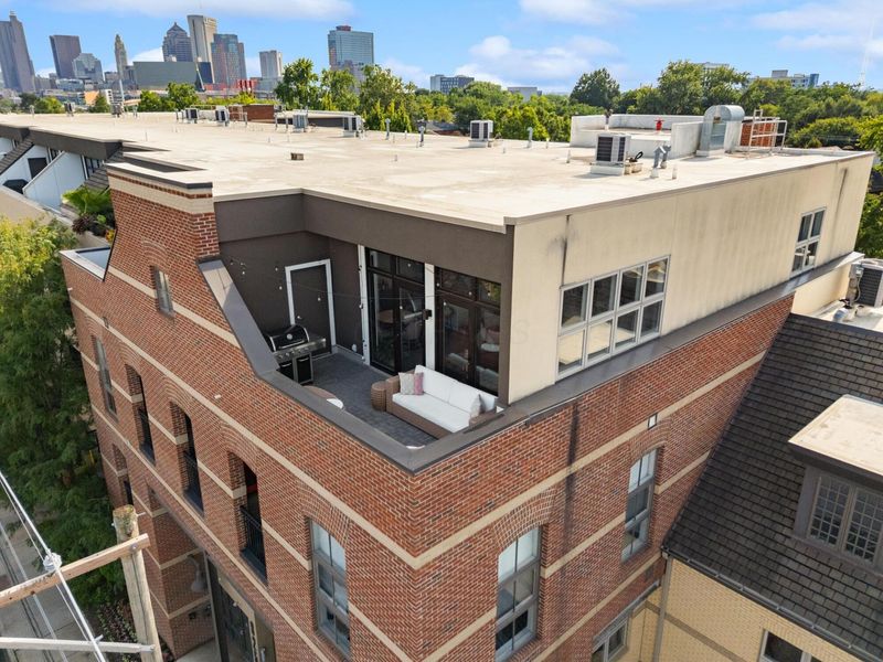 825 N 4th Street, Unit 410, Columbus, OH 43215 Photo 3