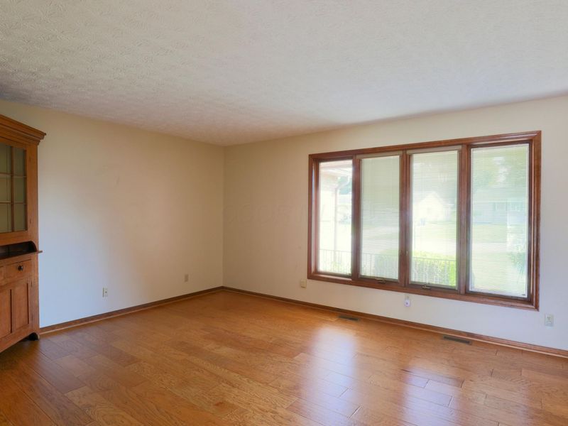 2074 Coldspring Drive, Lancaster, OH 43130 Photo 6