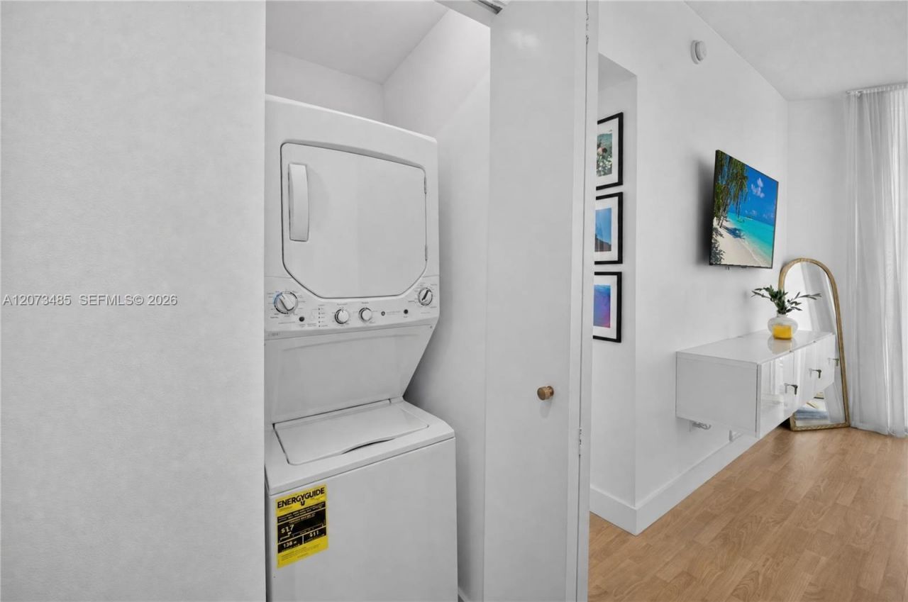 350 NE 24th St , Unit 1405, Miami, FL 33137 Photo