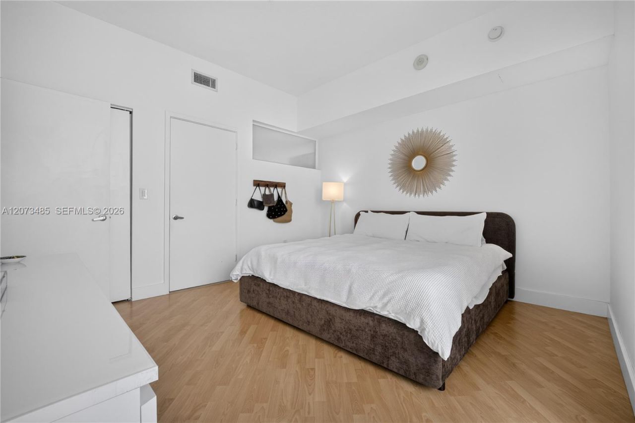 350 NE 24th St , Unit 1405, Miami, FL 33137 Photo