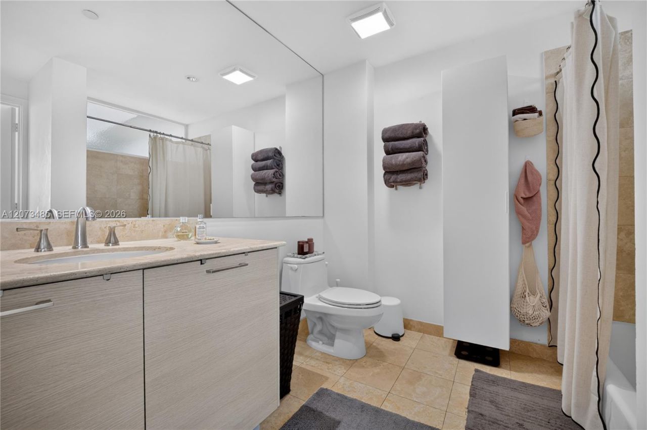 350 NE 24th St , Unit 1405, Miami, FL 33137 Photo