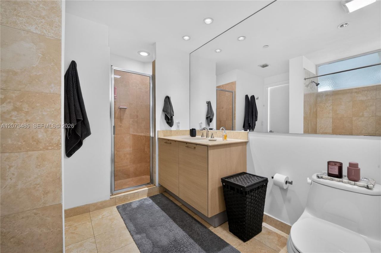 350 NE 24th St , Unit 1405, Miami, FL 33137 Photo