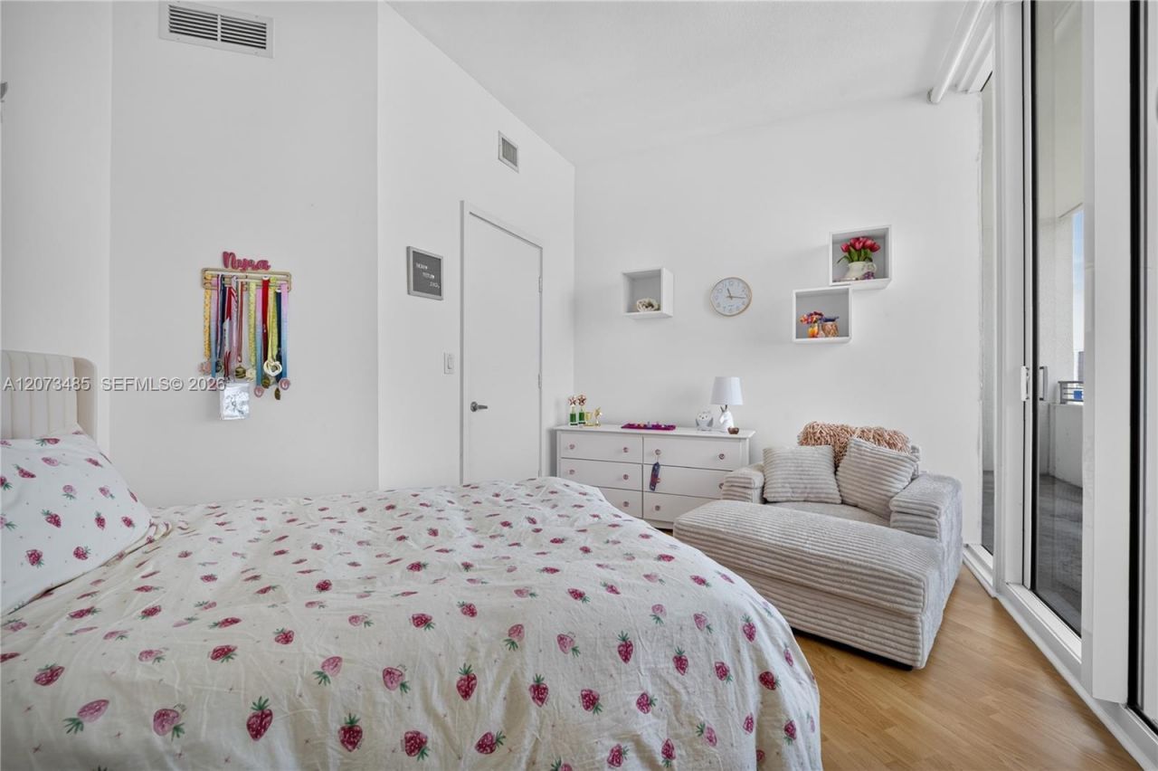 350 NE 24th St , Unit 1405, Miami, FL 33137 Photo