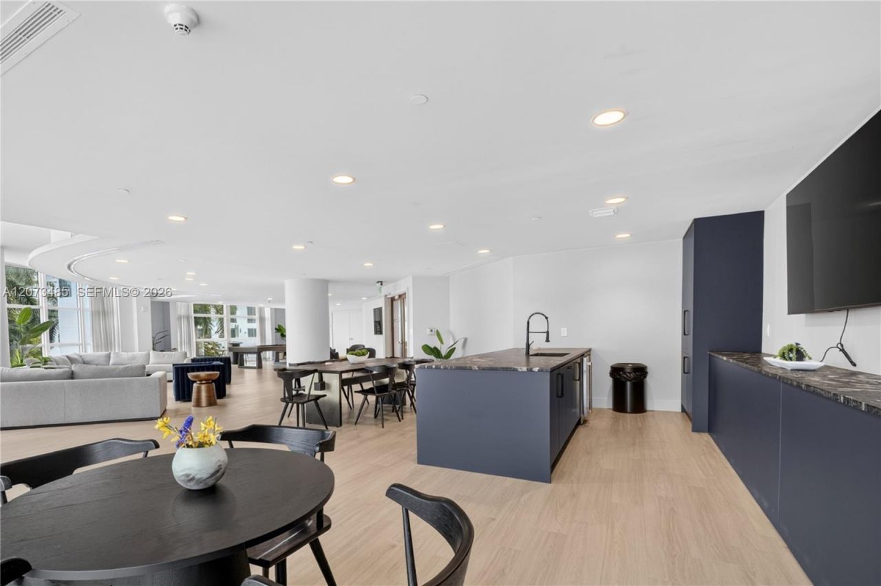 350 NE 24th St , Unit 1405, Miami, FL 33137 Photo