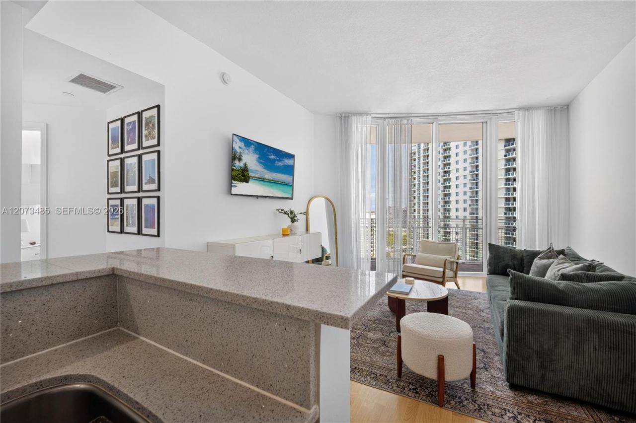 350 NE 24th St , Unit 1405, Miami, FL 33137 Photo