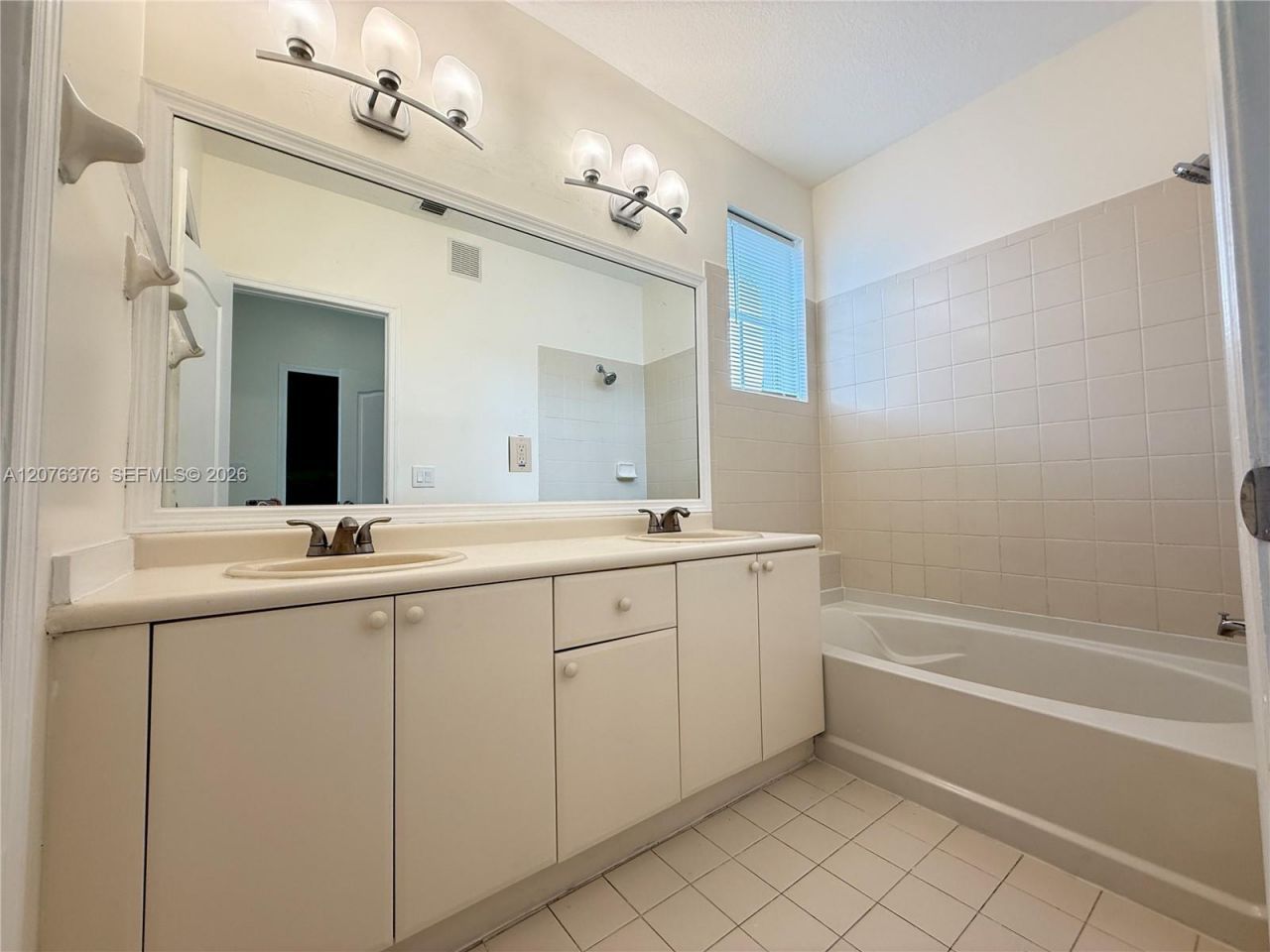 15131 SW 23rd Ln, Miami, FL 33185 Photo
