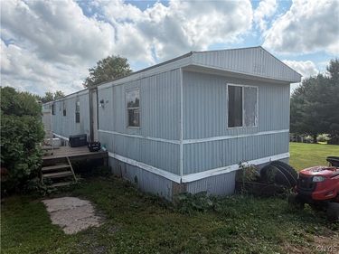 11255 Drake Road, Cato, NY 13033